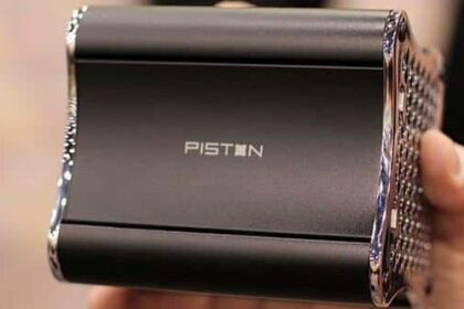Piston