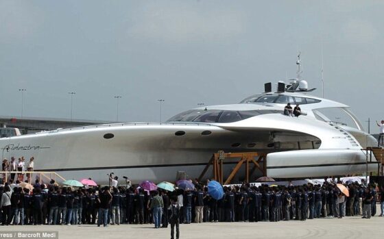 Adastra Yacht 0
