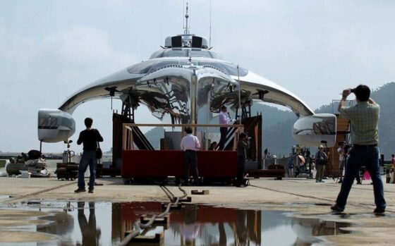 Adastra Yacht 1