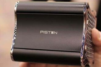 Piston