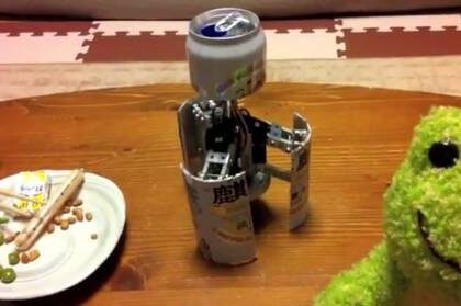 Robot Lata De Cerveza Transformes