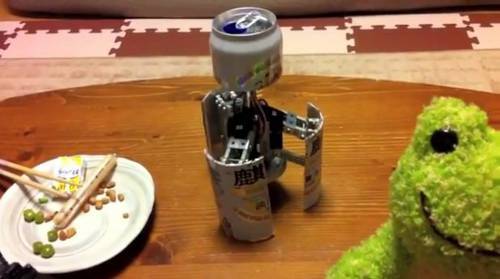 Robot Lata De Cerveza Transformes